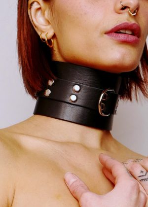 Choker minerve en cuir épais Noir